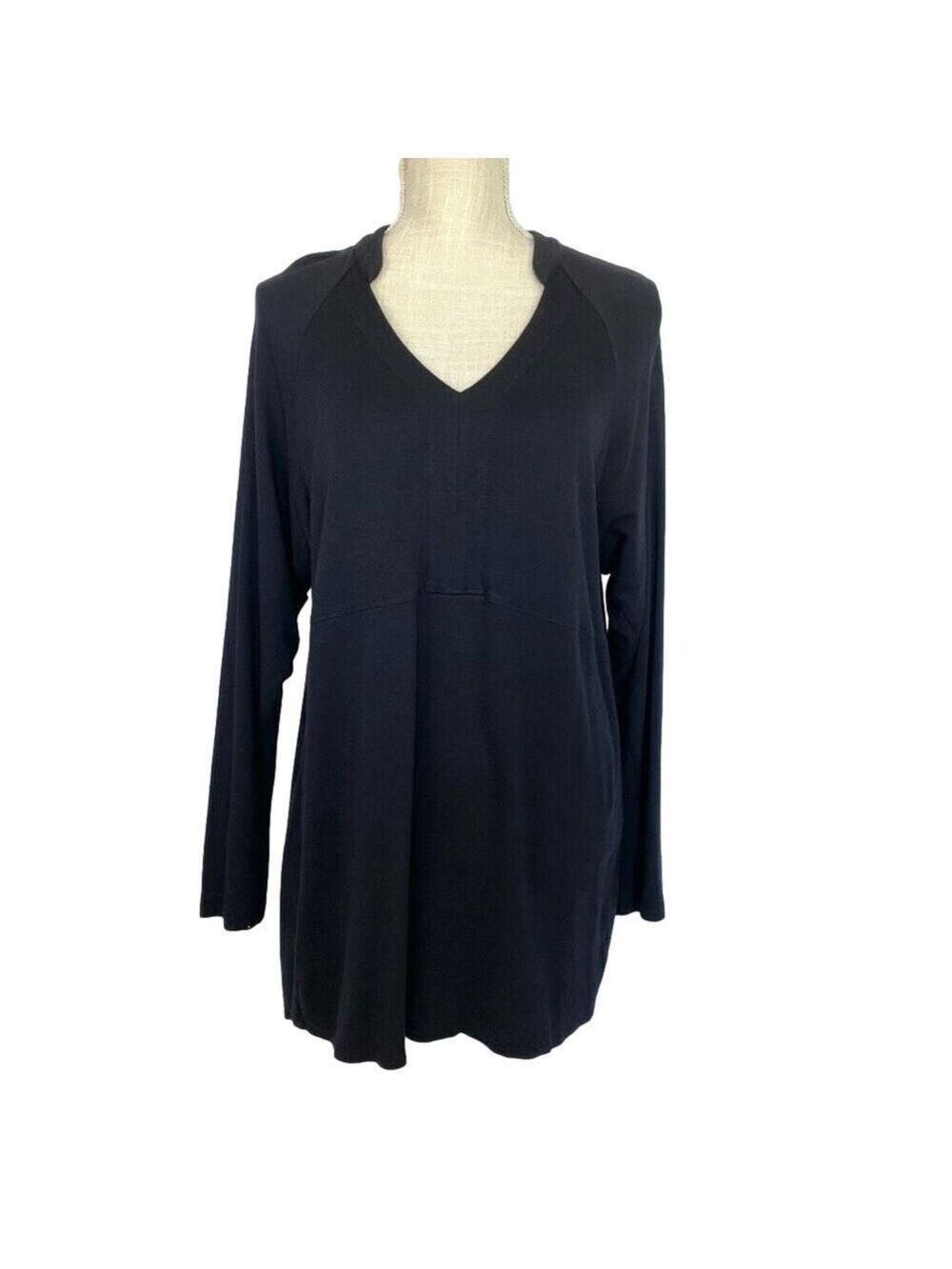 CAbi Style 3415 Gala Black Long Sleeve Knit Tunic Top Shirt Woman’s Small V Neck